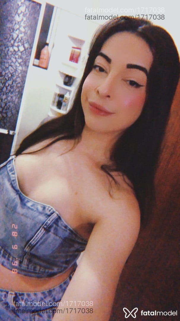 Acompanhante mulher trans com cabelo castanho de olhos pretos em São Miguel do Oeste Acompanhante mulher trans com cabelo castanho de olhos pretos em São Miguel do Oeste - Ary Falcao