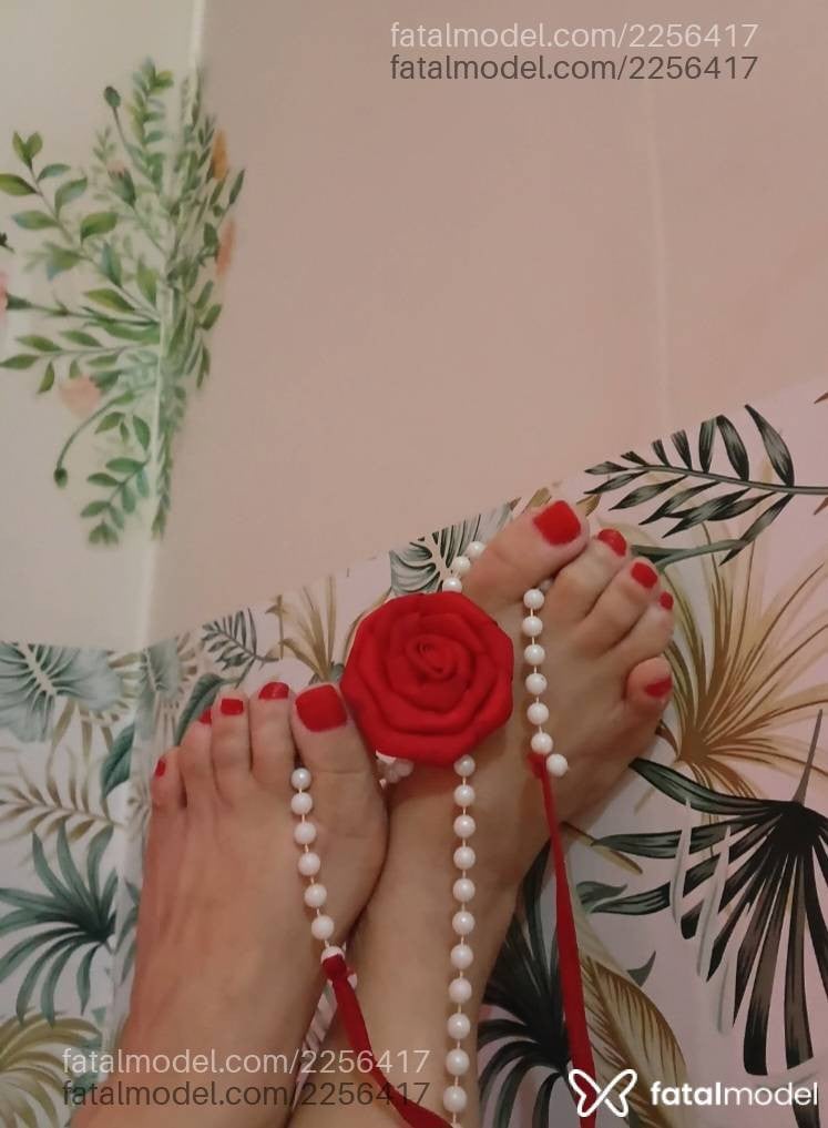 Acompanhante mulher morena (o) de olhos castanhos - Annna Clara