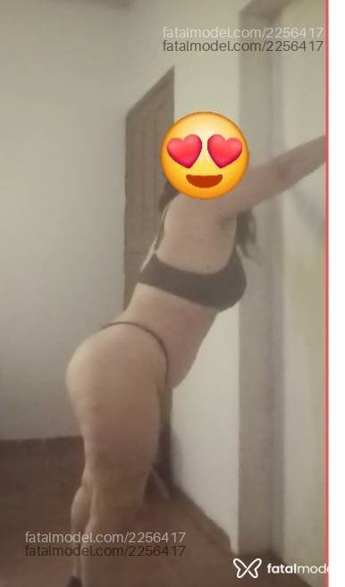 Acompanhante mulher morena (o) de olhos castanhos - Annna Clara