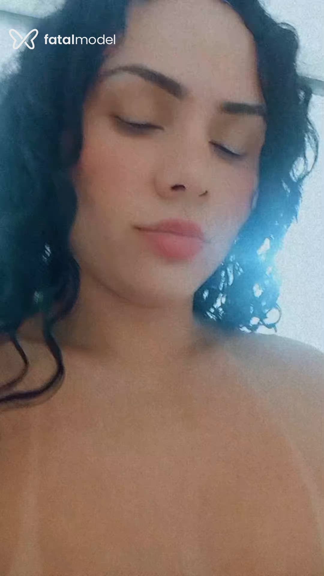 Acompanhante mulher com cabelo castanho de olhos castanhos - Beatriz Acompanhante mulher com cabelo castanho de olhos castanhos - Beatriz