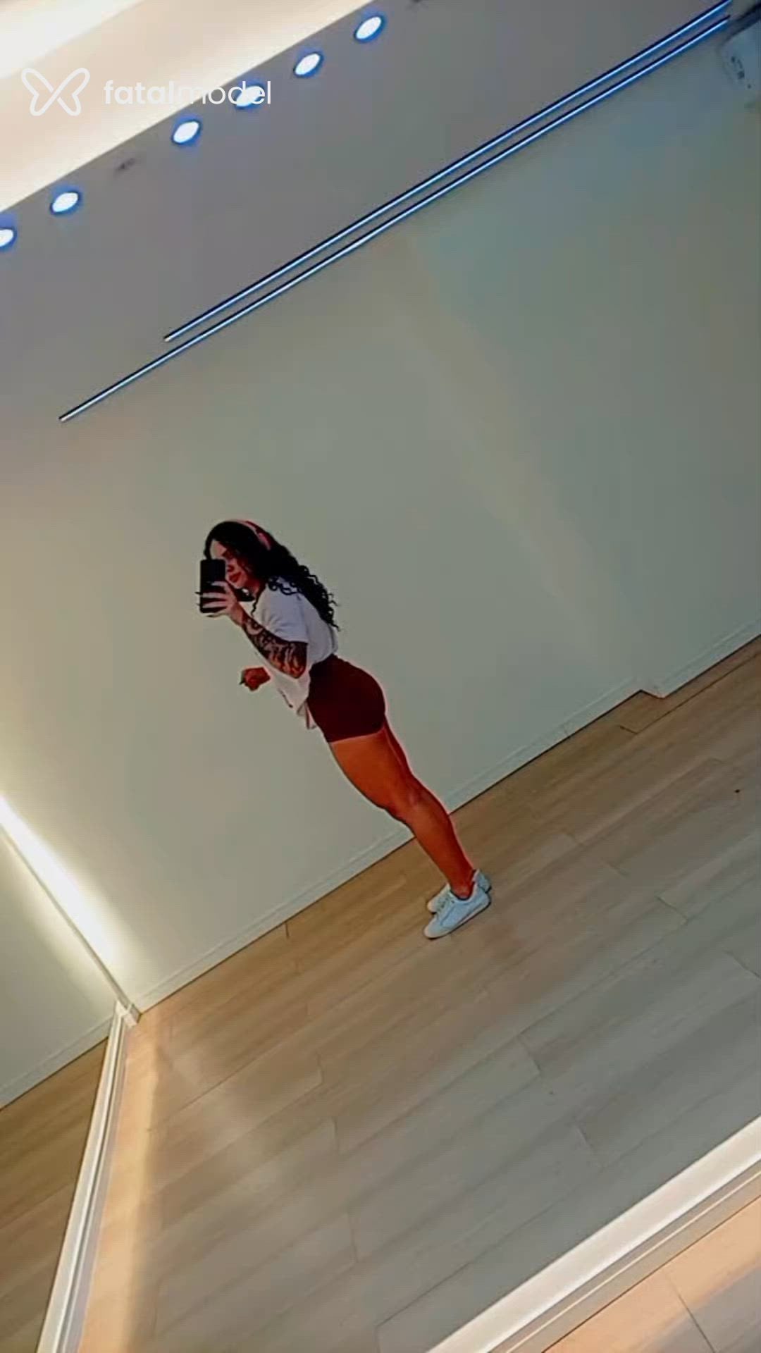 Acompanhante mulher com cabelo castanho de olhos castanhos - Beatriz Acompanhante mulher com cabelo castanho de olhos castanhos - Beatriz