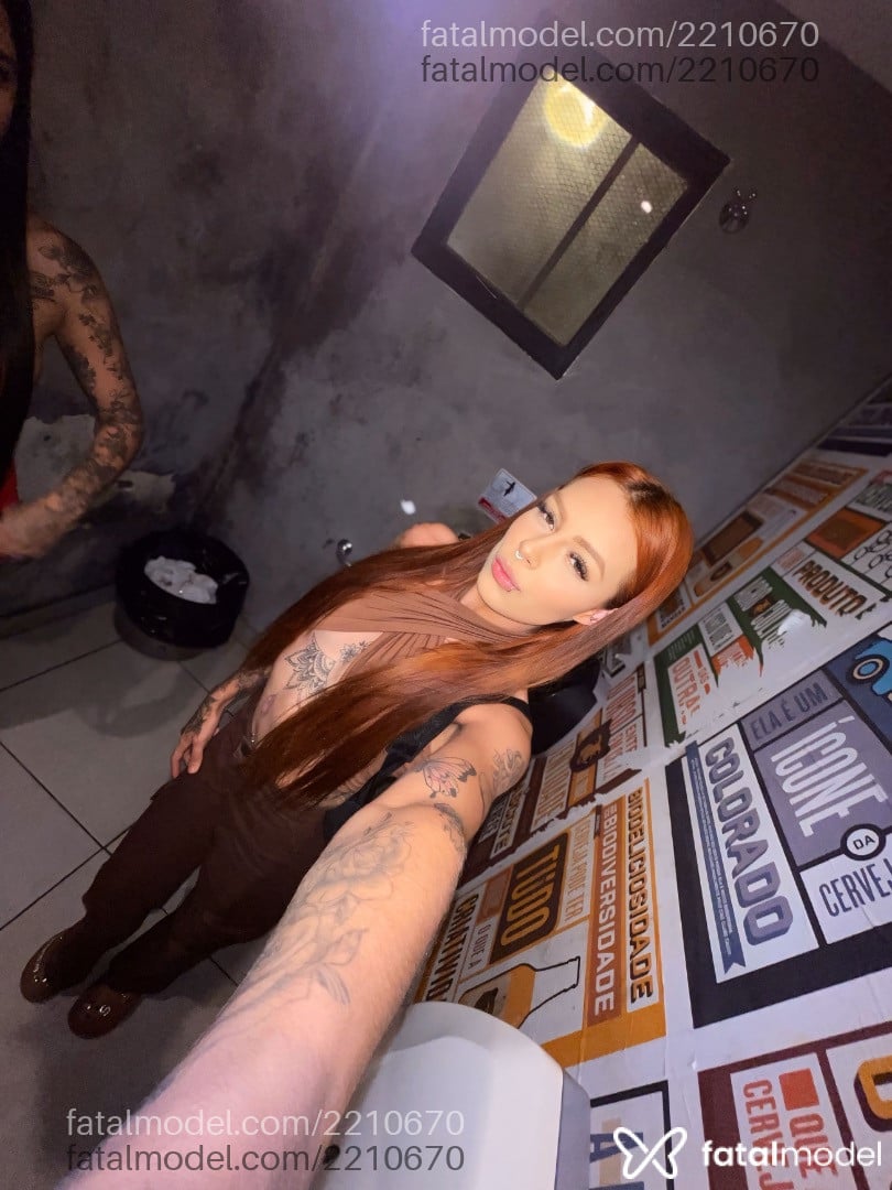 Acompanhante mulher ruiva (o) de olhos castanhos em Osasco - Beatriz Muniz