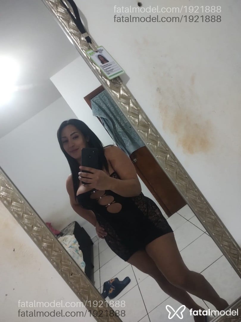 Acompanhante mulher trans com cabelo castanho de olhos castanhos em Virtual - Dandara lira