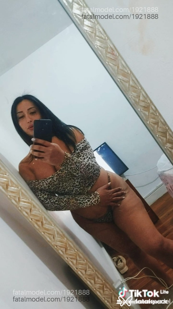 Acompanhante mulher trans com cabelo castanho de olhos castanhos em Virtual - Dandara lira