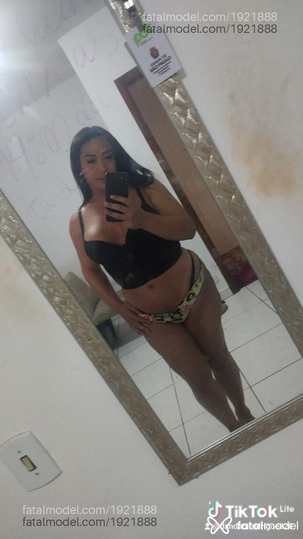 Acompanhante mulher trans com cabelo castanho de olhos castanhos em Virtual - Dandara lira