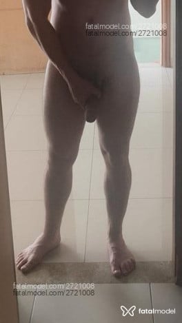 Acompanhante homem morena (o) de olhos castanhos em Londrina - Thomas