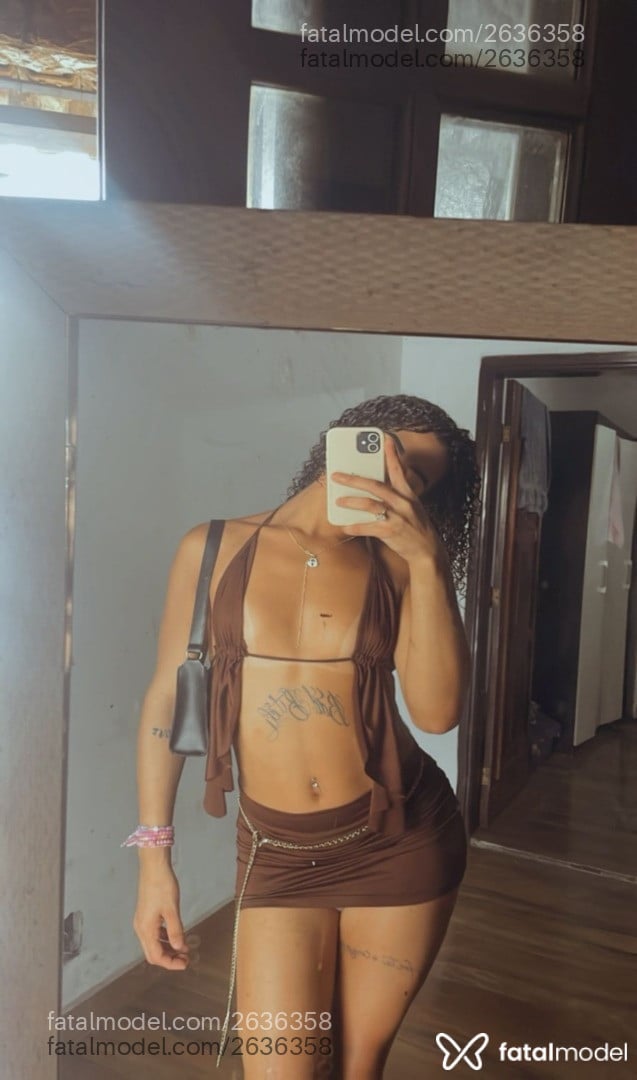 Acompanhante mulher trans morena (o) de olhos castanhos em Rio de Janeiro - Anna Jullya