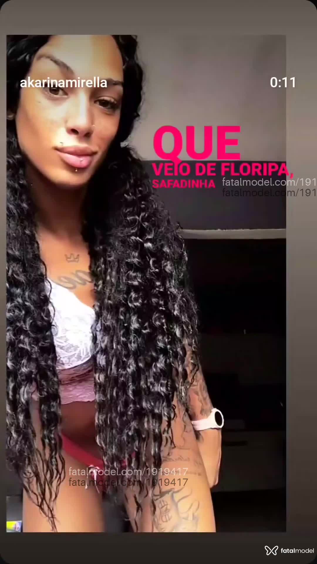 Acompanhante mulher trans morena (o) de olhos castanhos em Santana de Parnaíba Acompanhante mulher trans morena (o) de olhos castanhos em Santana de Parnaíba - Karina Mirella