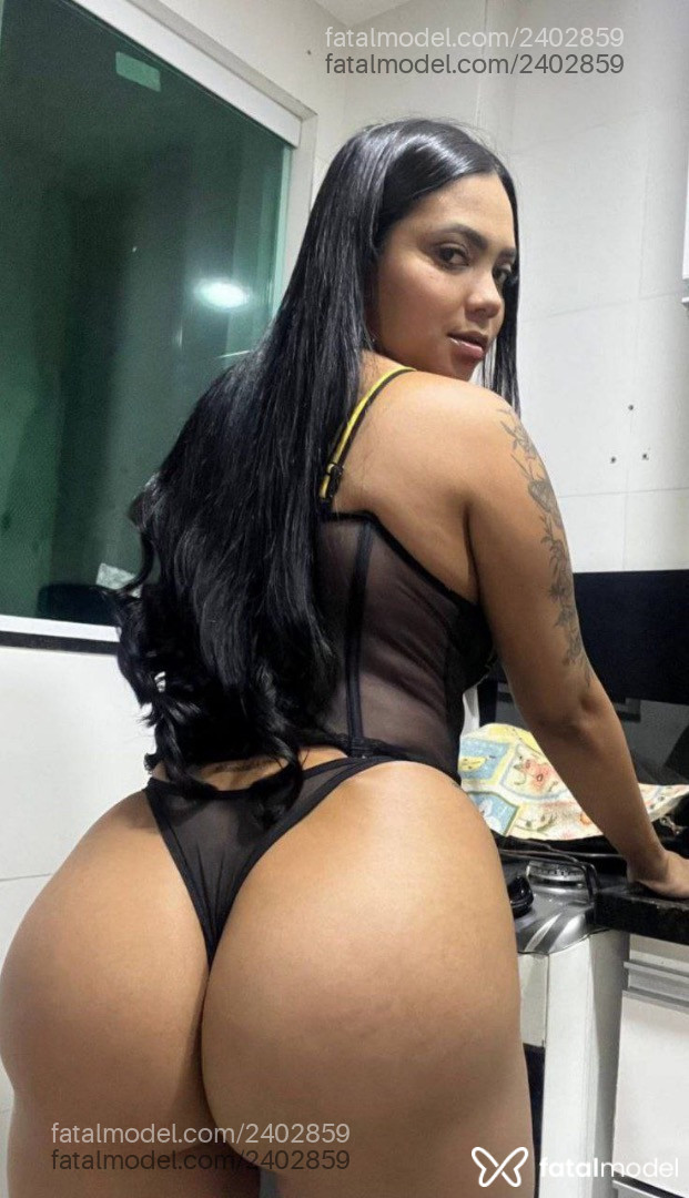 Acompanhante mulher morena (o) de olhos castanhos em Virtual Acompanhante mulher morena (o) de olhos castanhos em Virtual - Bombomm