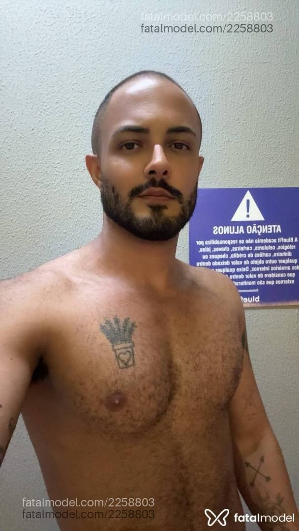 Acompanhante homem morena (o) de olhos castanhos - Felipe Salles
