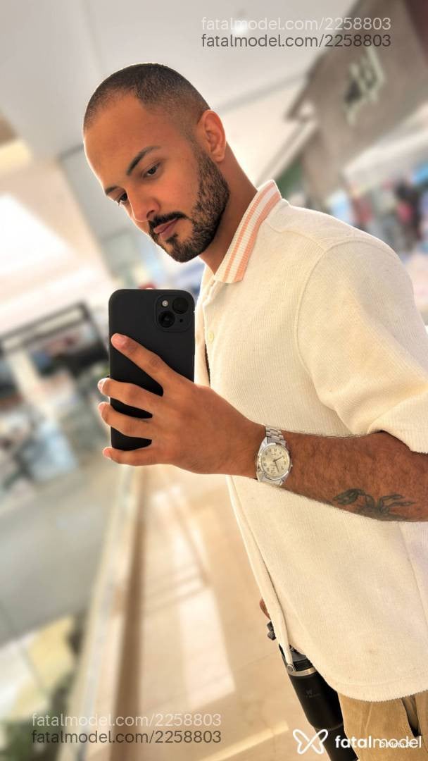 Acompanhante homem morena (o) de olhos castanhos em Goiânia Acompanhante homem morena (o) de olhos castanhos em Goiânia - Felipe Salles