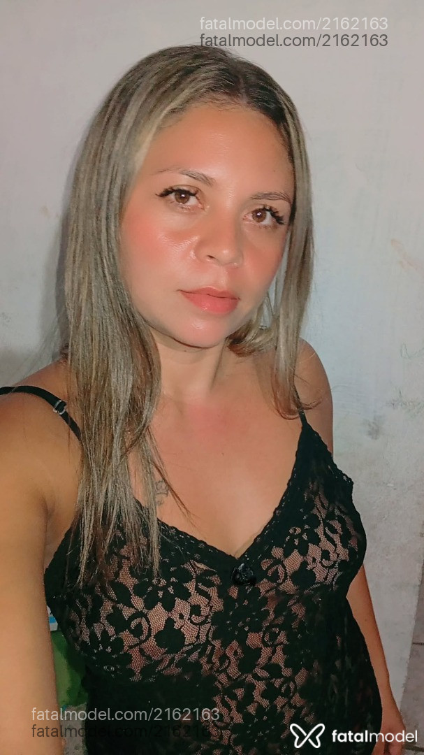 Acompanhante mulher loira (o) de olhos castanhos em Virtual - Carol