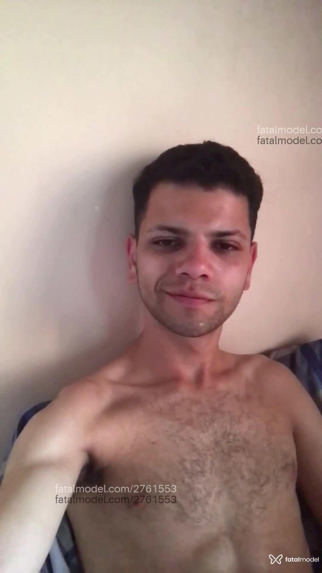 Acompanhante homem morena (o) de olhos pretos em São Paulo Acompanhante homem morena (o) de olhos pretos em São Paulo - Huuluskinha