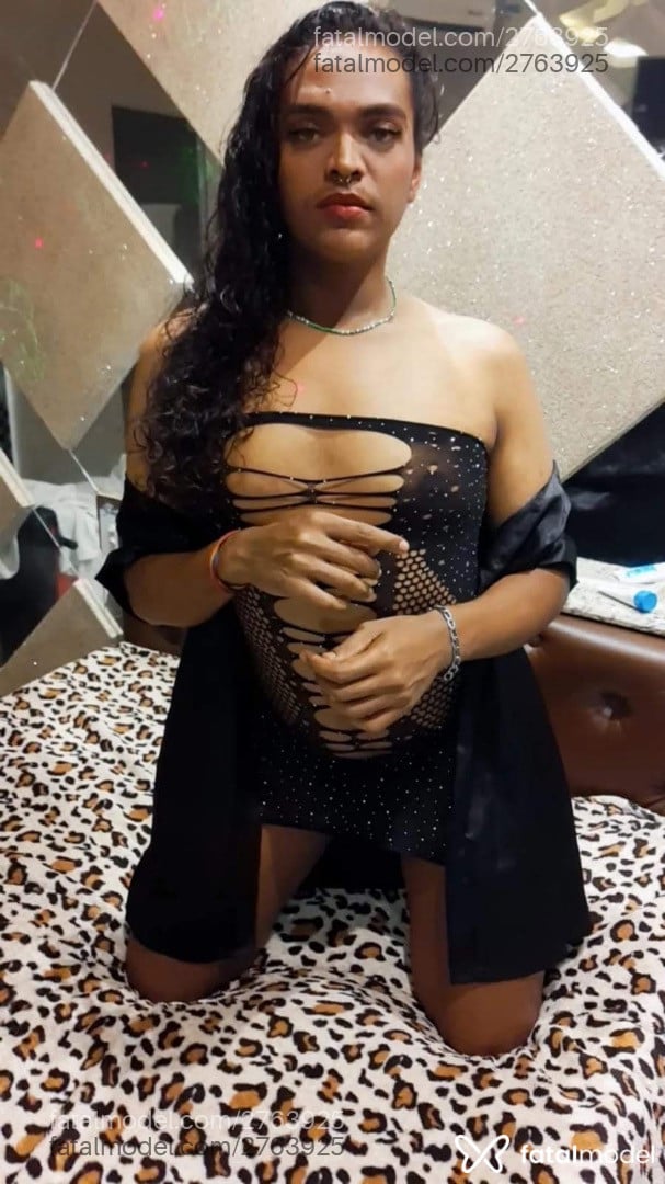 Acompanhante mulher trans morena (o) de olhos pretos em Braço do Norte Acompanhante mulher trans morena (o) de olhos pretos em Braço do Norte - Bruna Advento