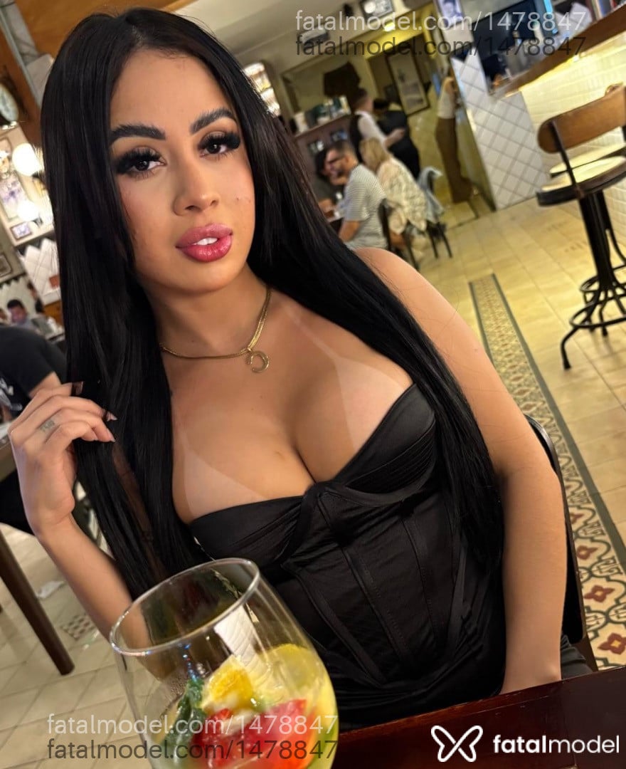 Acompanhante mulher morena (o) de olhos castanhos - sabrina Acompanhante mulher morena (o) de olhos castanhos - sabrina