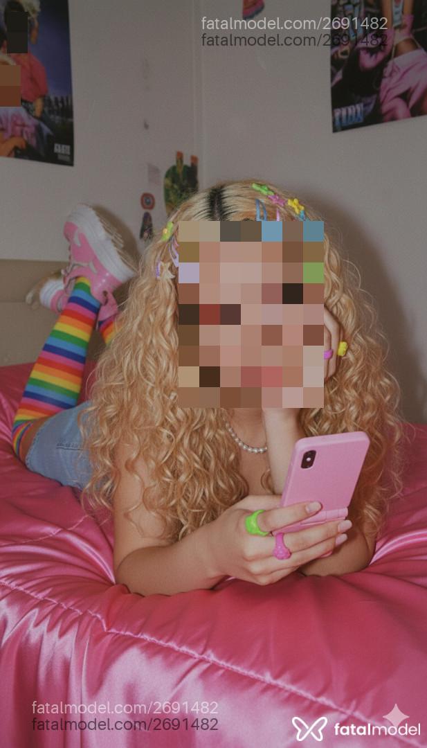 Acompanhante mulher loira (o) de olhos castanhos em Campo Grande - Sabrina