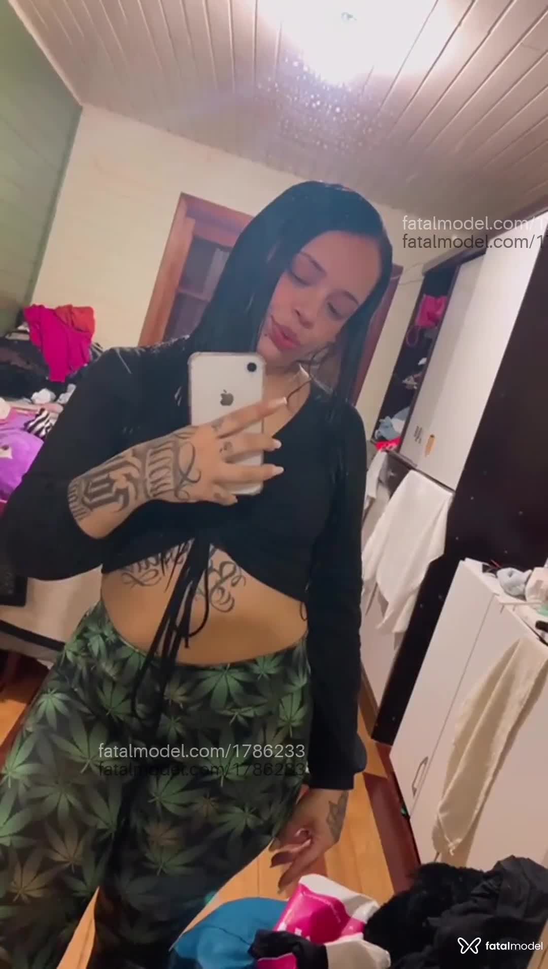 Acompanhante homem morena (o) de olhos verdes em Balneário Camboriú - Ana Schneider