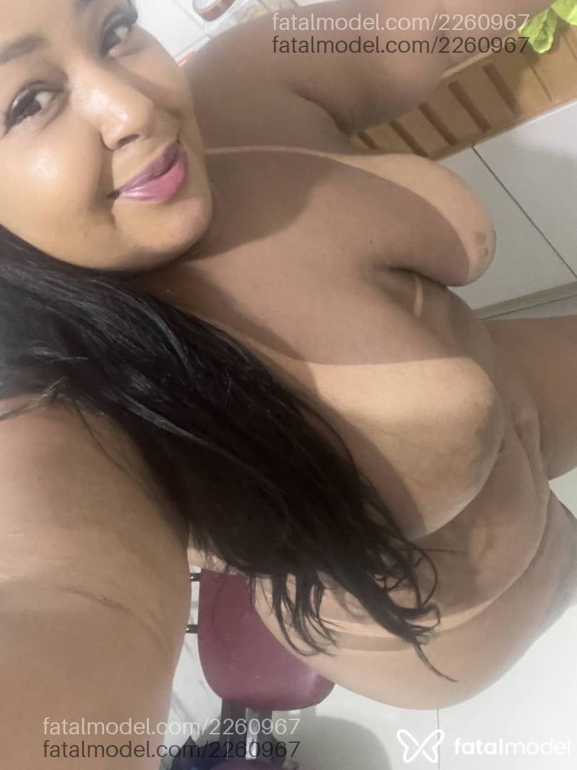 Acompanhante mulher com cabelo castanho de olhos castanhos - Nicolly Acompanhante mulher com cabelo castanho de olhos castanhos - Nicolly