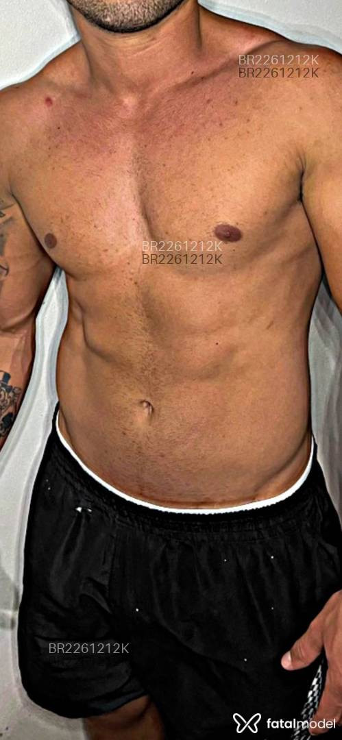 Acompanhante homem morena (o) de olhos castanhos em Virtual - Ramonzinho