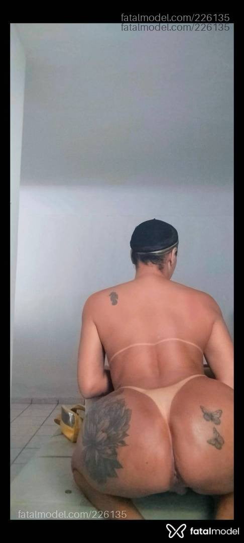 Acompanhante travesti com cabelo castanho de olhos castanhos em Maceió - Byanca novaes