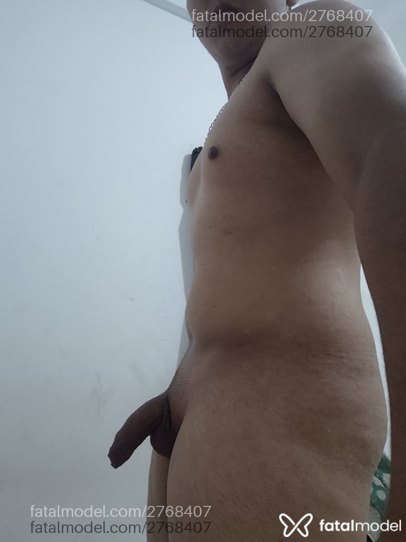 Acompanhante homem morena (o) de olhos castanhos em Manaus - Vítor