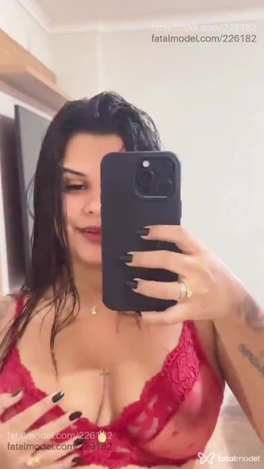 Acompanhante mulher morena (o) de olhos castanhos em Cachoeiro de Itapemirim - LAURA