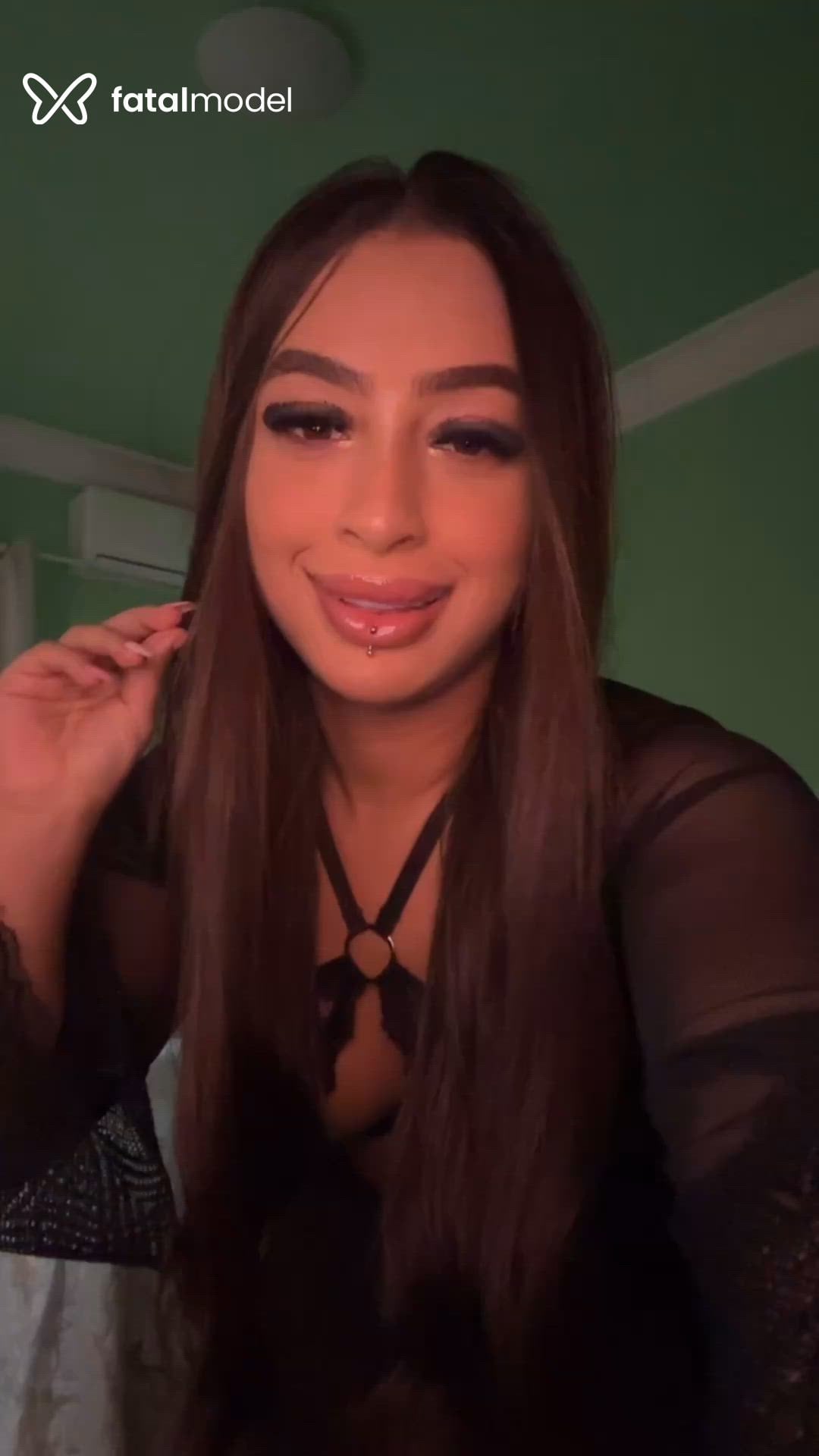 Acompanhante mulher com cabelo castanho de olhos mel em Canoas Acompanhante mulher com cabelo castanho de olhos mel em Canoas - Sofia Barreto