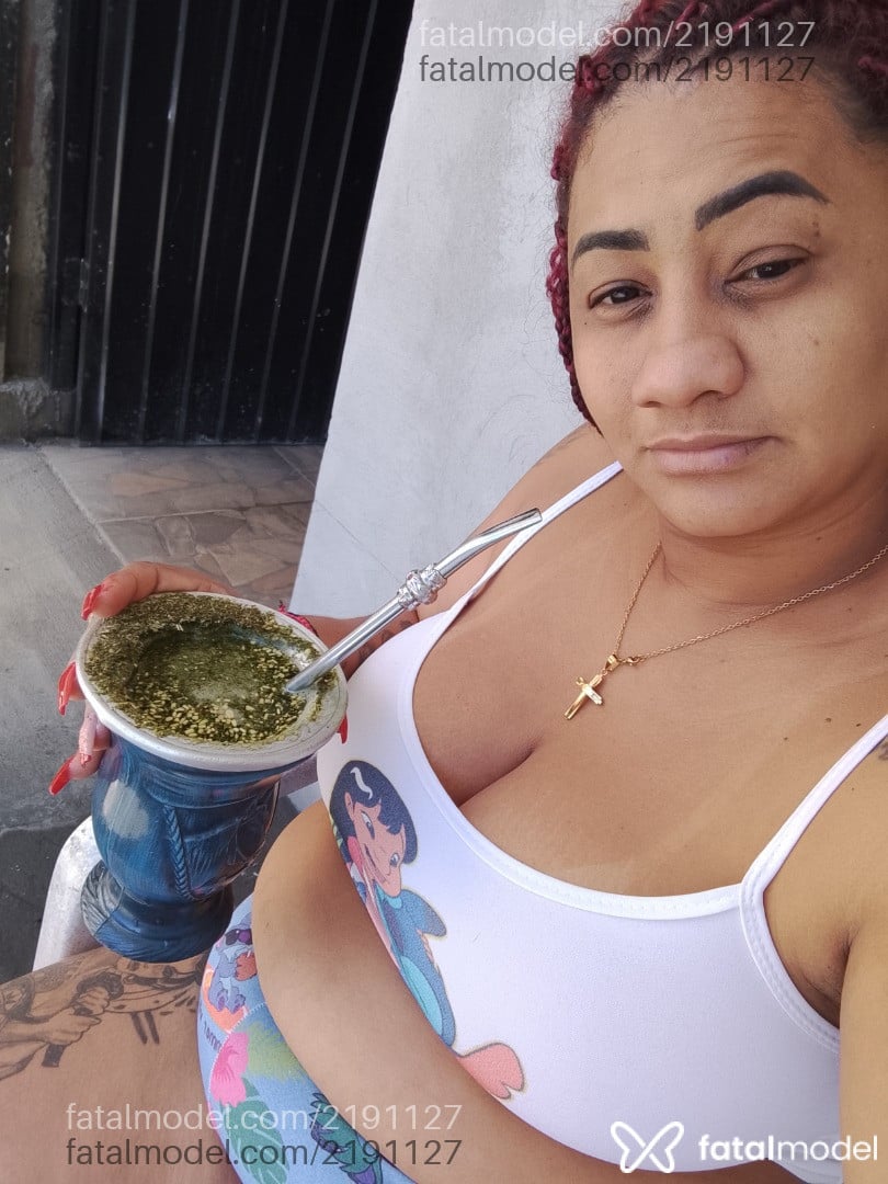 Acompanhante mulher morena (o) de olhos mel em Caxias do Sul - Mel Morena