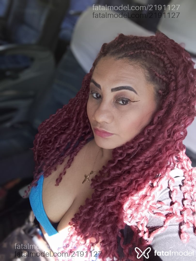 Acompanhante mulher morena (o) de olhos mel em Caxias do Sul - Mel Morena