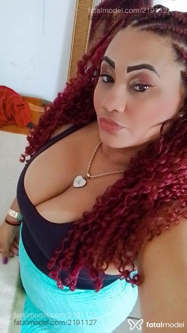 Acompanhante mulher morena (o) de olhos mel em Caxias do Sul - Mel Morena