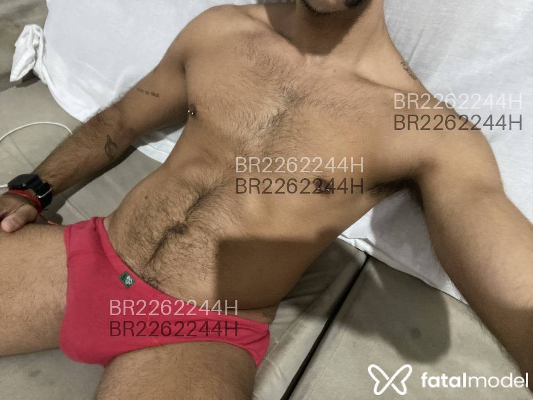 Acompanhante homem com cabelo castanho de olhos castanhos em São Paulo - Guilbertt Alb
