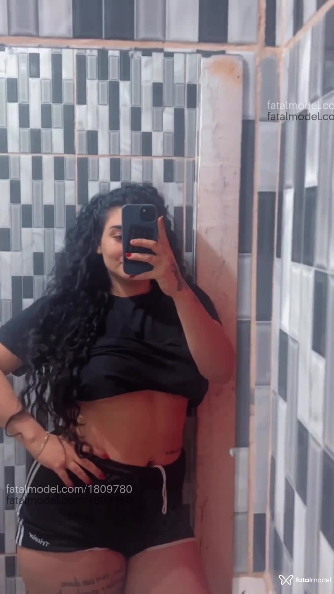 Acompanhante mulher morena (o) de olhos pretos em Novo Hamburgo - Lídia Eduarda