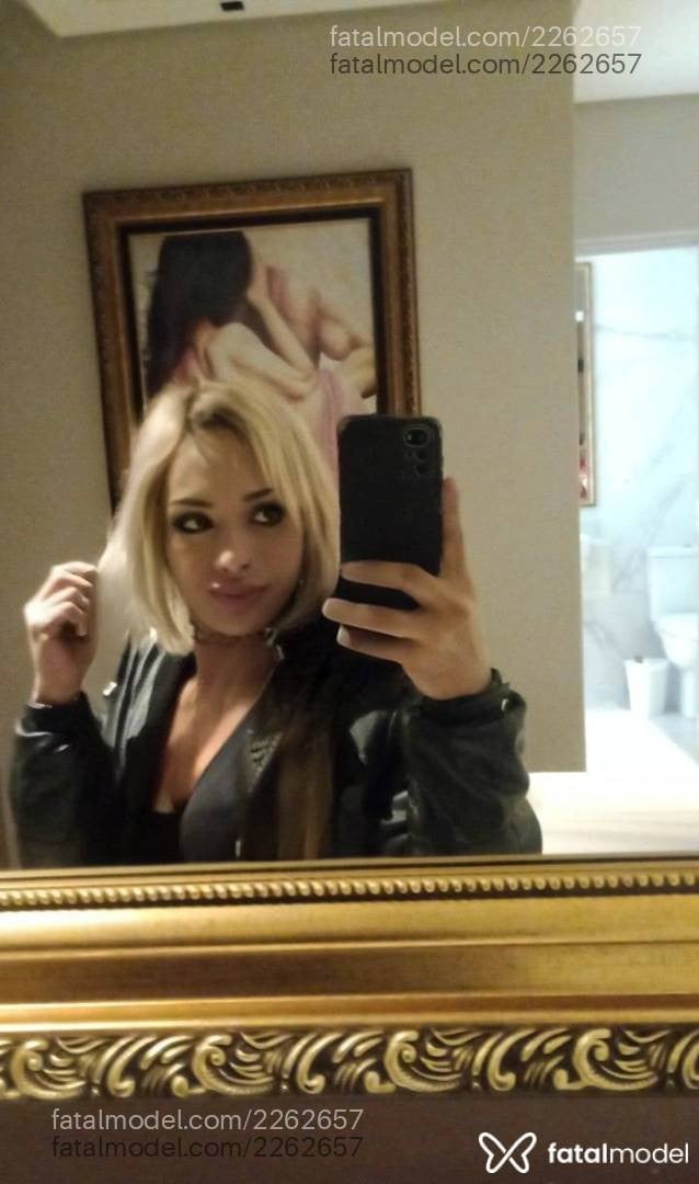 Acompanhante mulher trans loira (o) de olhos castanhos em Florianópolis - Jully