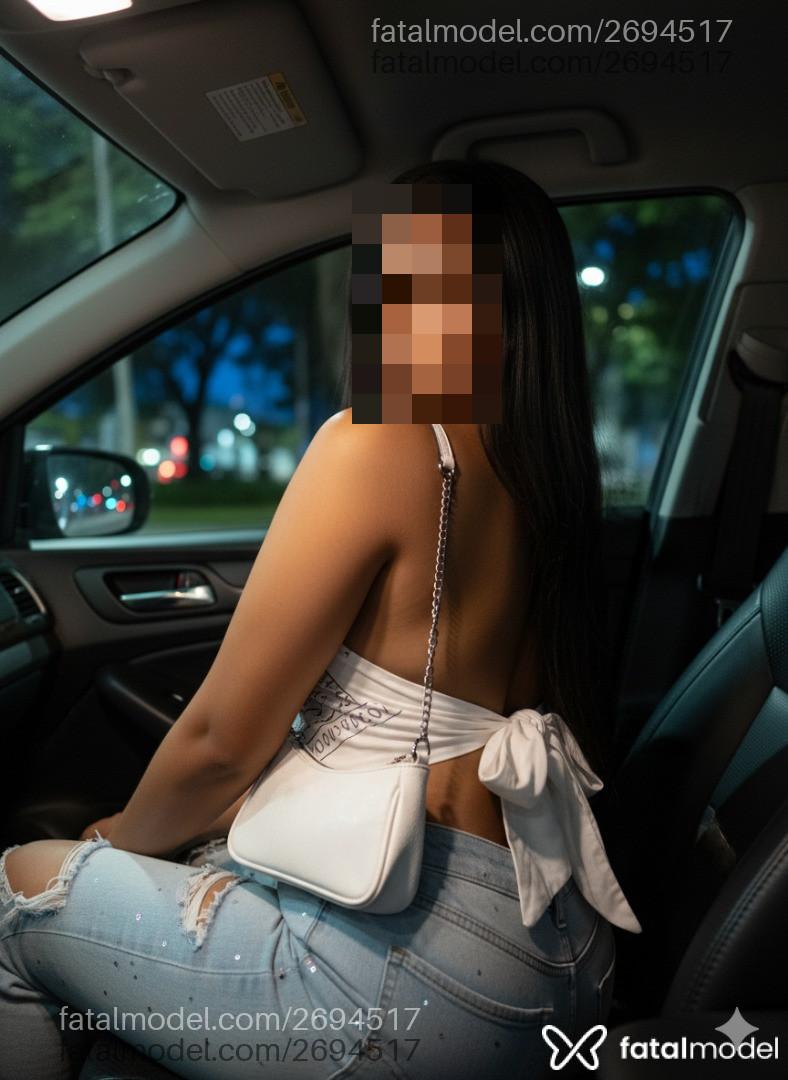 Acompanhante mulher morena (o) de olhos pretos em Virtual Acompanhante mulher morena (o) de olhos pretos em Virtual - Kinym