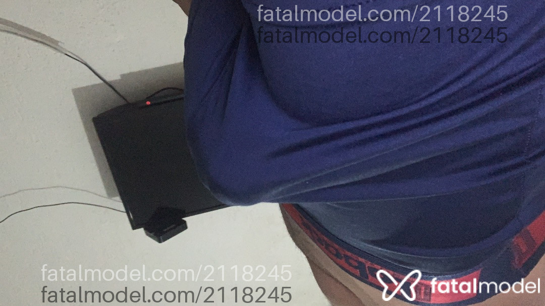 Acompanhante homem com cabelo castanho de olhos verdes em São Paulo Acompanhante homem com cabelo castanho de olhos verdes em São Paulo - Richardo
