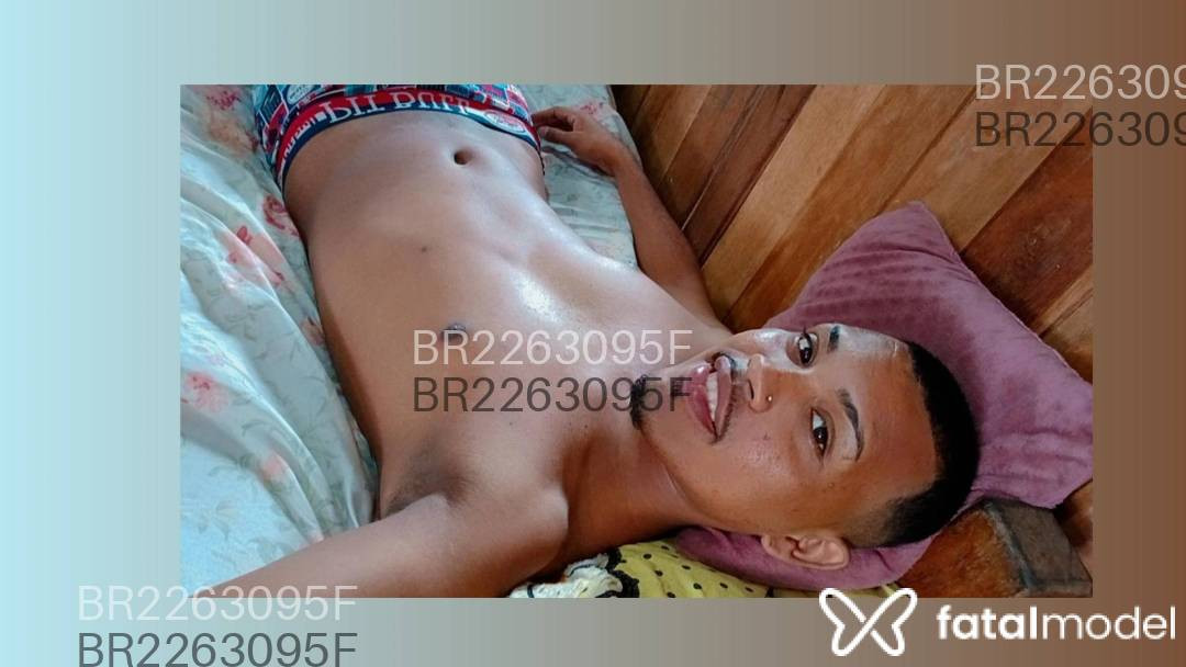 Acompanhante homem morena (o) de olhos castanhos em Belém - Peterson Batista