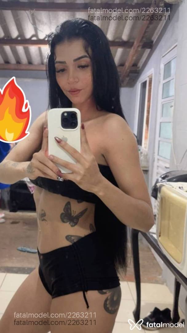 Acompanhante mulher morena (o) de olhos pretos - Larissa Melo