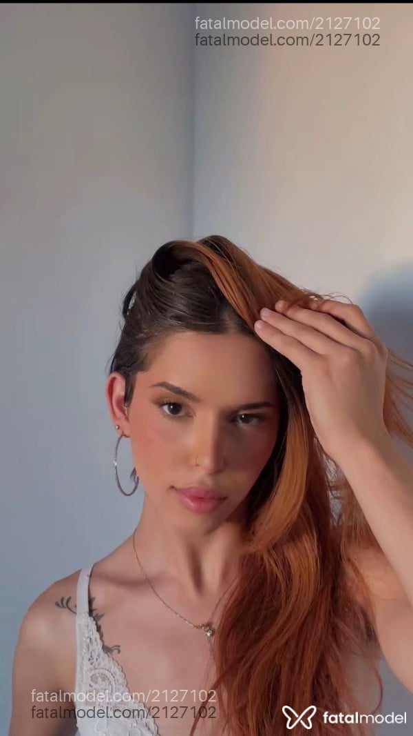 Acompanhante mulher trans ruiva (o) de olhos castanhos em Ribeirão Preto - Liz Oliveira