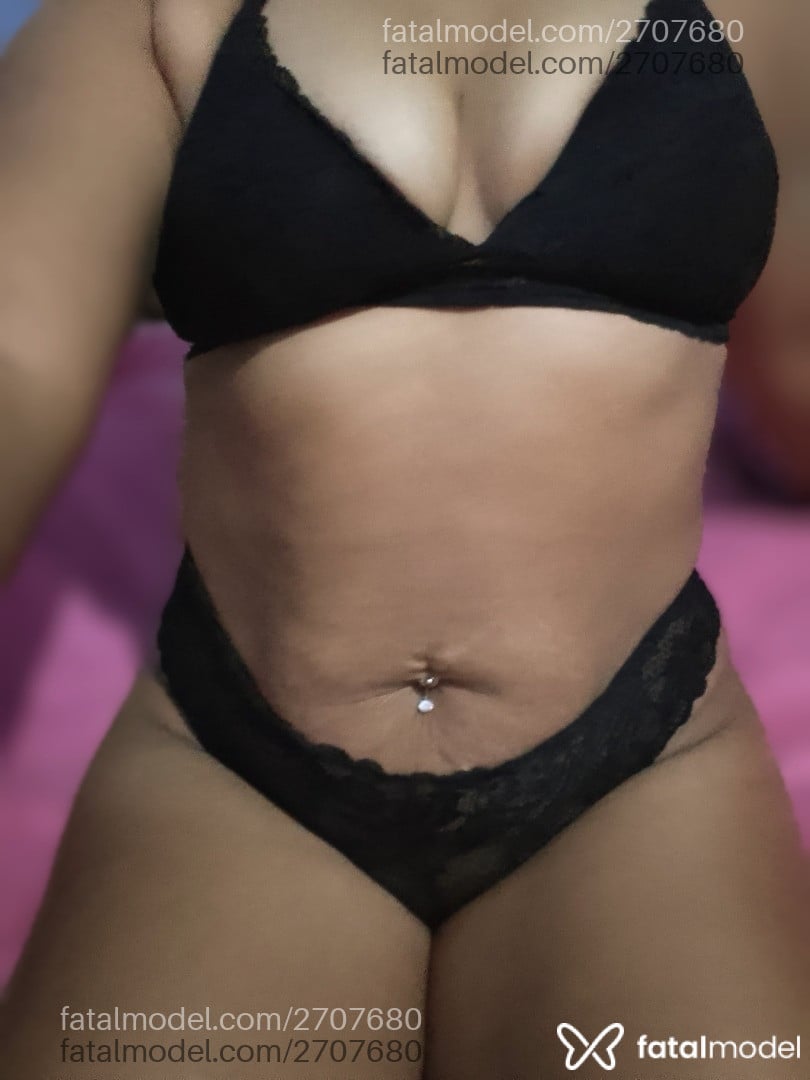 Acompanhante mulher morena (o) de olhos pretos em Porto Alegre Acompanhante mulher morena (o) de olhos pretos em Porto Alegre - Jessy