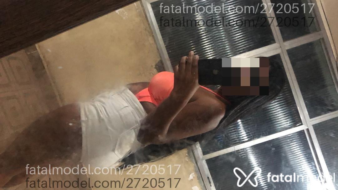 Acompanhante mulher com cabelo castanho de olhos pretos em Rio de Janeiro Acompanhante mulher com cabelo castanho de olhos pretos em Rio de Janeiro - Thifanny