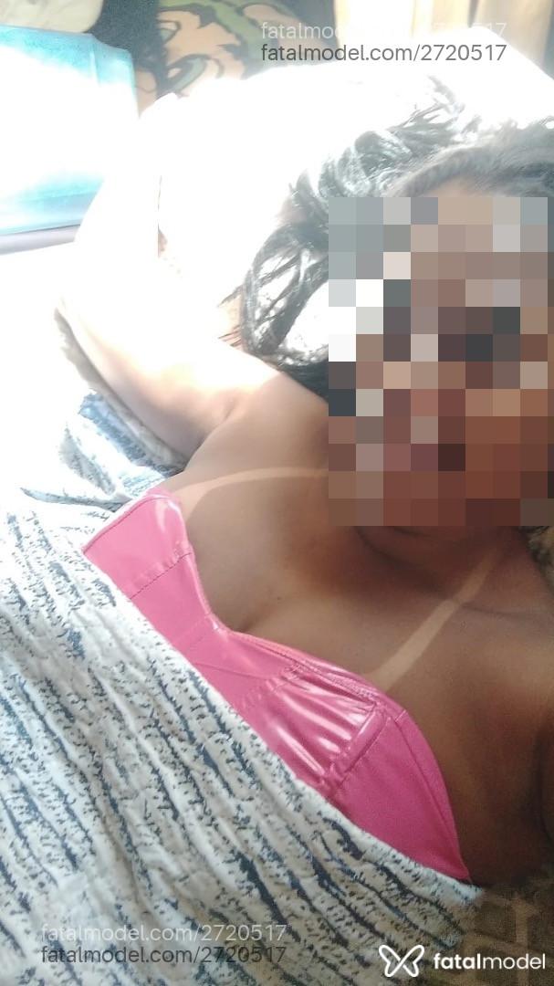 Acompanhante mulher com cabelo castanho de olhos pretos em Rio de Janeiro Acompanhante mulher com cabelo castanho de olhos pretos em Rio de Janeiro - Thifanny