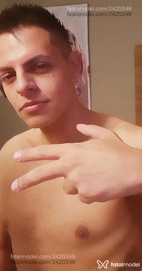 Acompanhante homem morena (o) de olhos castanhos em Araraquara Acompanhante homem morena (o) de olhos castanhos em Araraquara - Evandro Z