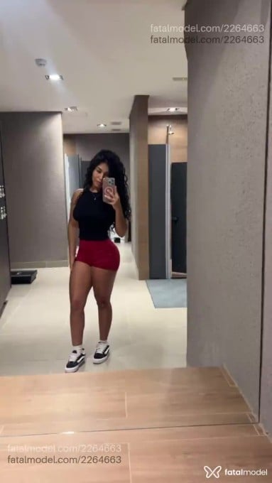 Acompanhante mulher morena (o) de olhos pretos em João Pessoa Acompanhante mulher morena (o) de olhos pretos em João Pessoa - Lorena Castro