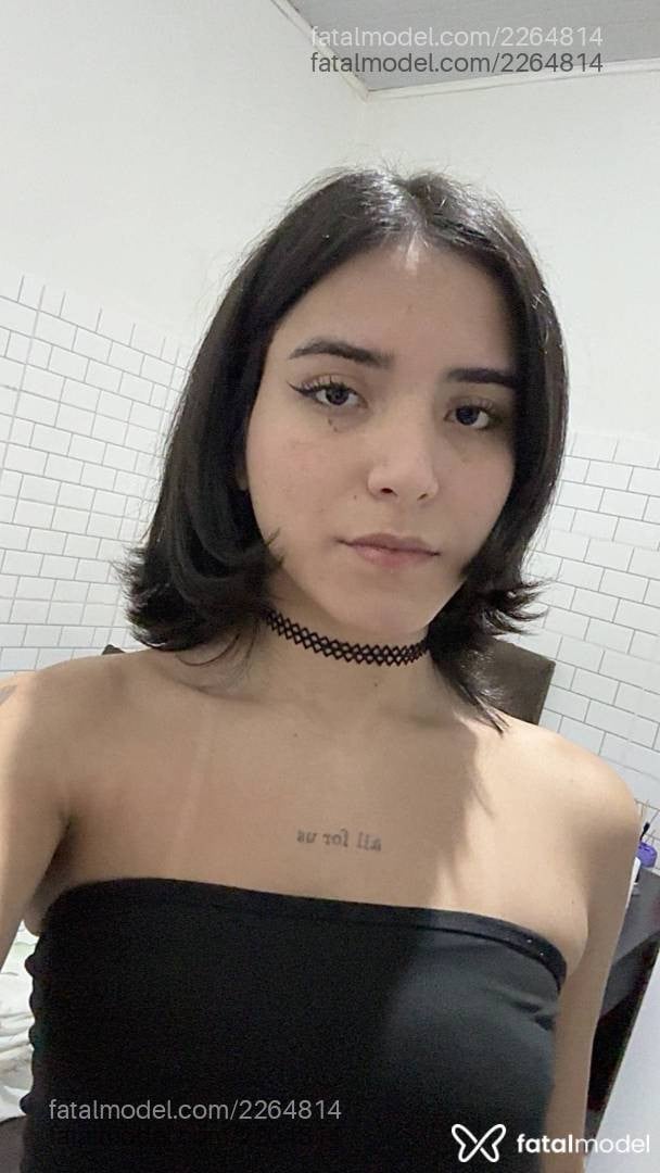 Acompanhante mulher trans morena (o) de olhos pretos em São Paulo - Isabella Sfadinha
