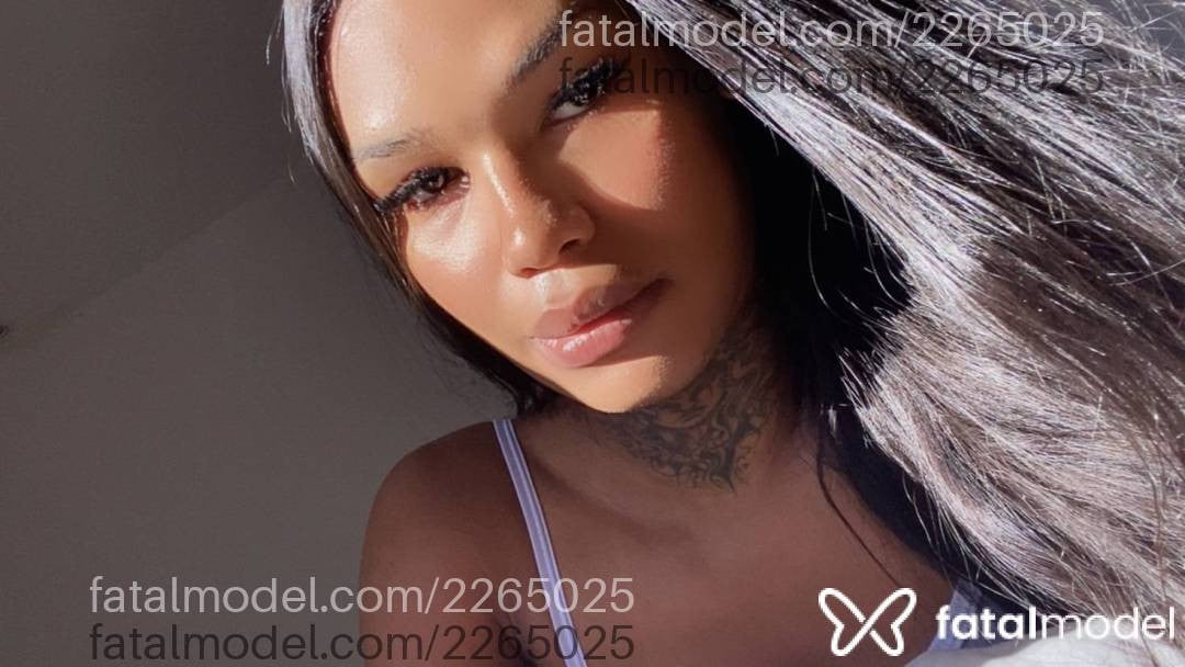 Acompanhante mulher trans morena (o) de olhos castanhos em Criciúma - Karolynne Dias