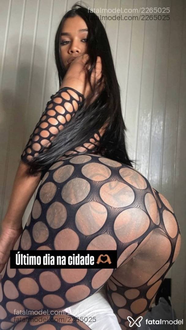 Acompanhante mulher trans morena (o) de olhos castanhos - Karolynne Dias