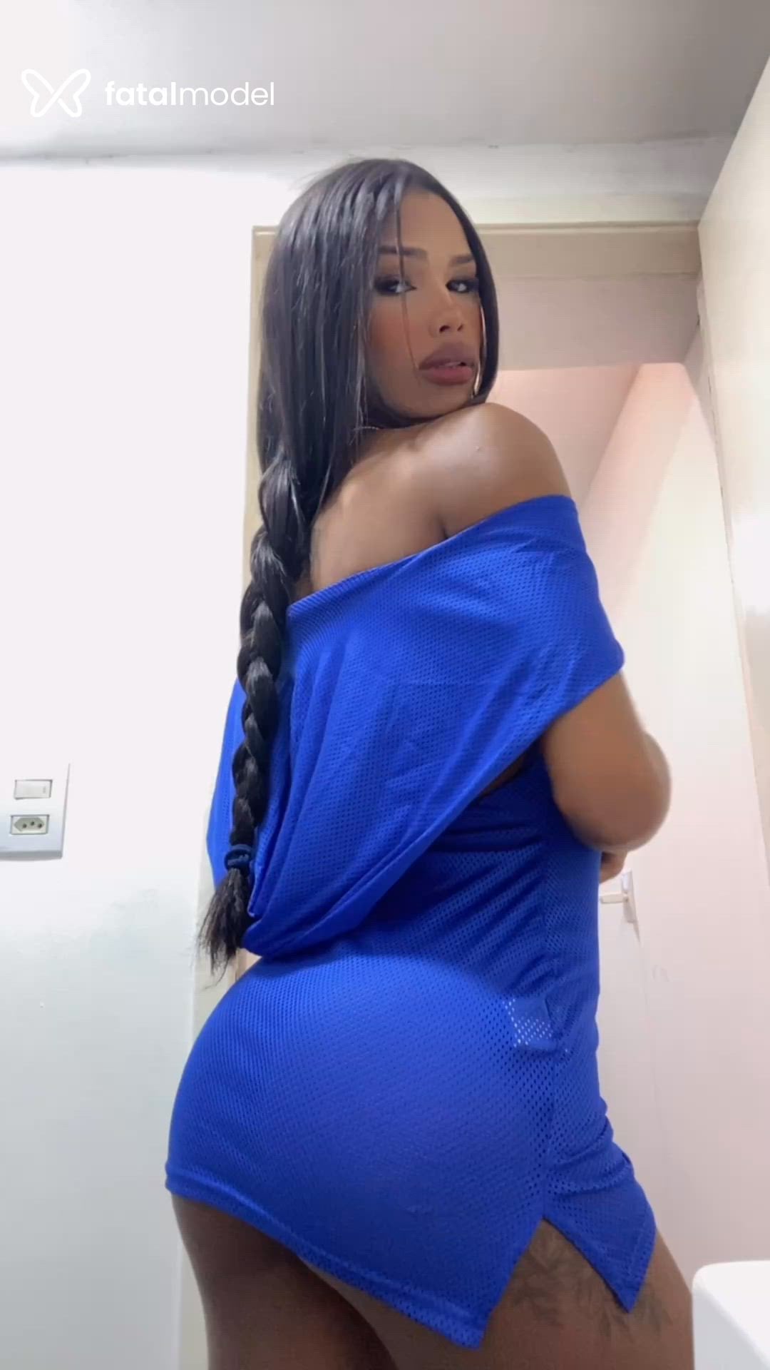 Acompanhante mulher trans morena (o) de olhos castanhos - Karolynne Dias