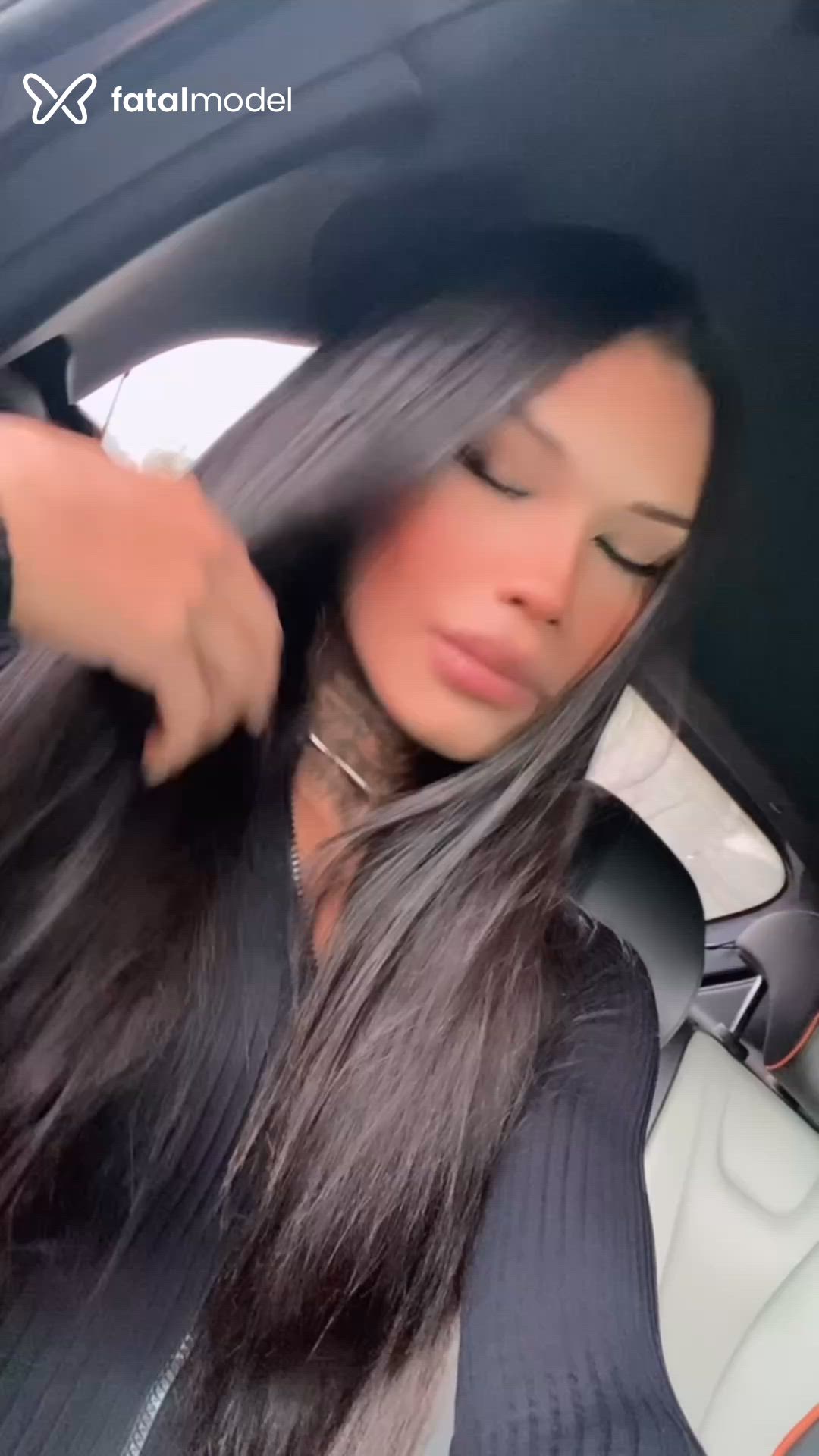 Acompanhante mulher trans morena (o) de olhos castanhos - Karolynne Dias