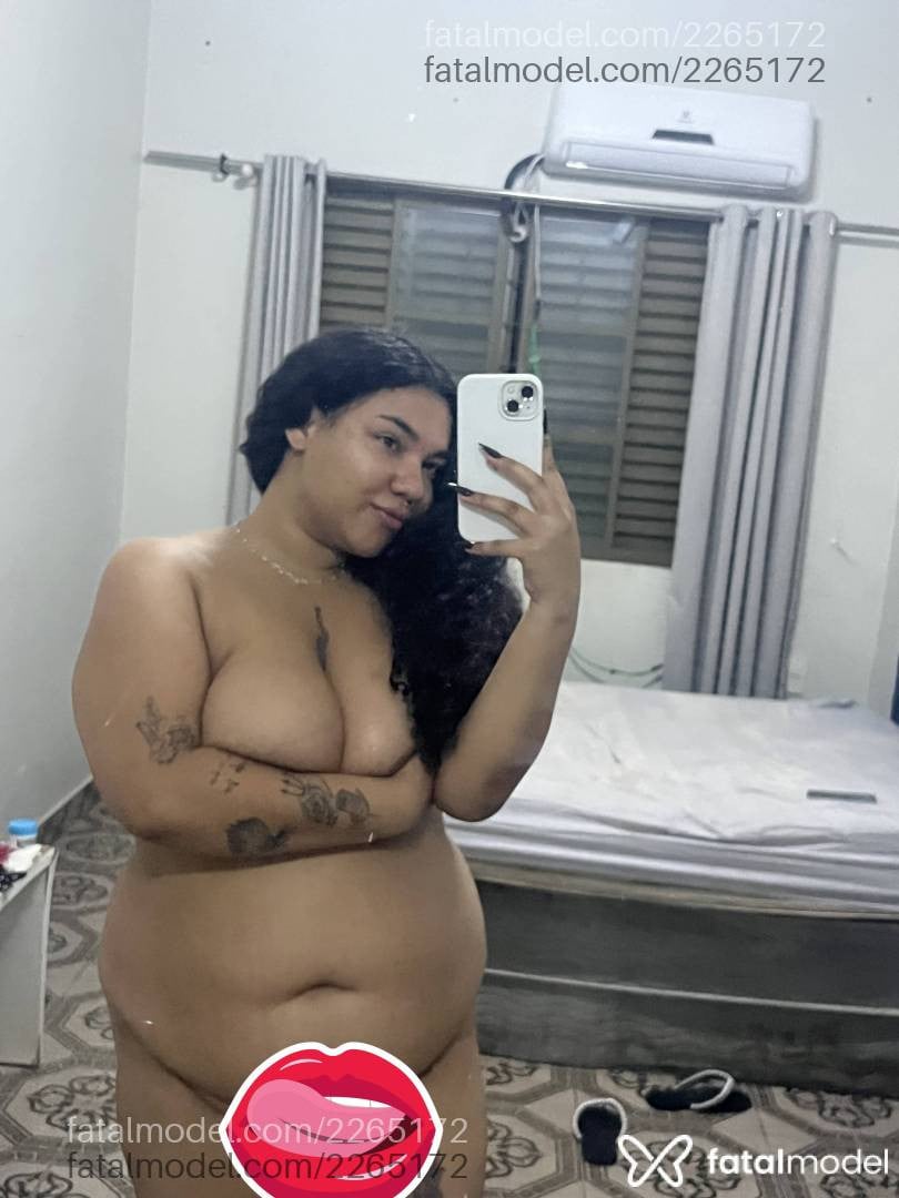 Acompanhante mulher morena (o) de olhos pretos em Uberlândia - Lua