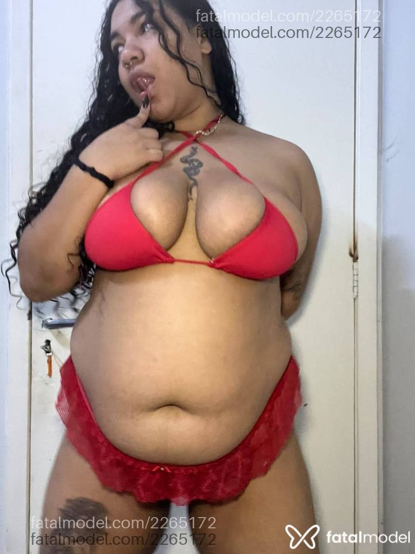 Acompanhante mulher morena (o) de olhos pretos em Uberlândia - Lua